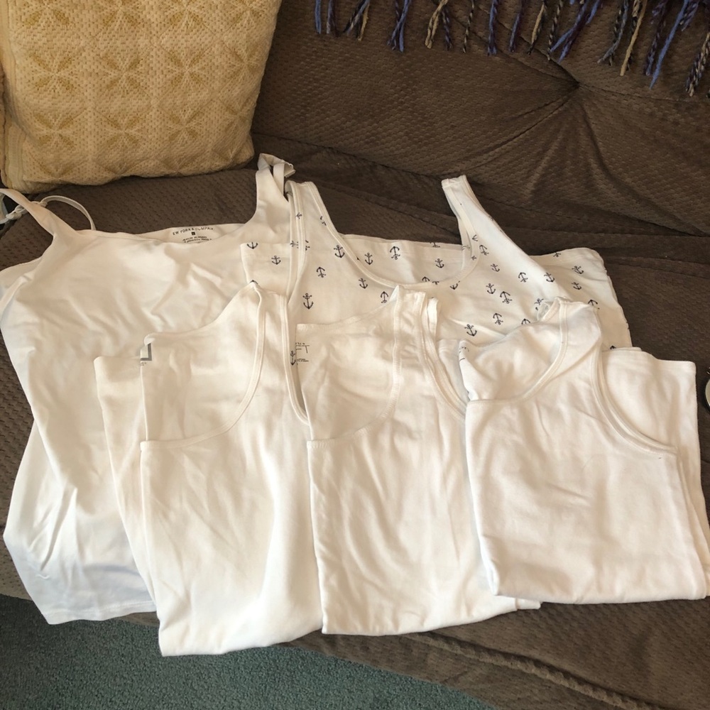 Lot of 5 tanks